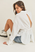 Load image into Gallery viewer, Aspen Oversized Button Up Shirt
