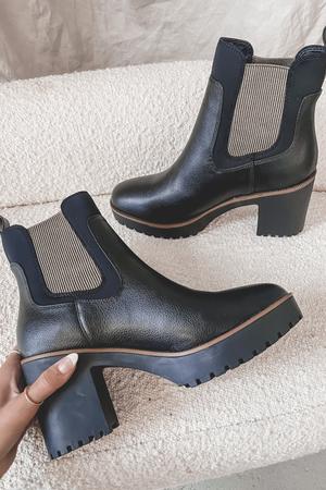 Good Day Chelsea By Chinese Laundry Boot
