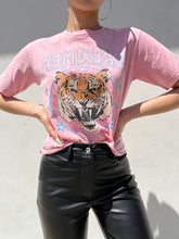 Load image into Gallery viewer, Dreamer Graphic Cropped Tee