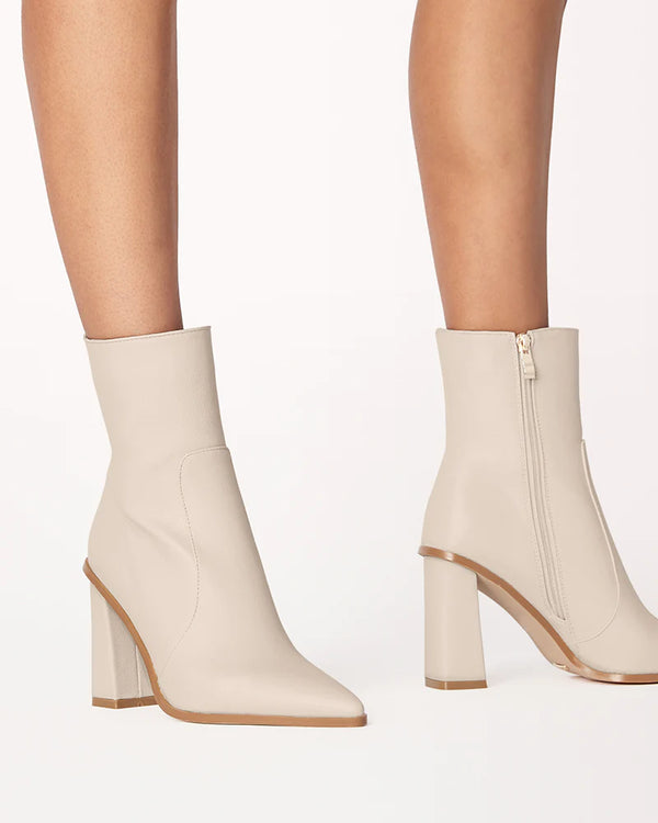 Mirie Boots By Billini