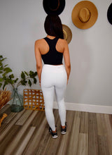 Load image into Gallery viewer, Born To Run Active Leggings