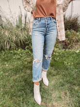 Load image into Gallery viewer, Zoey Basic Mom Jeans By Hidden